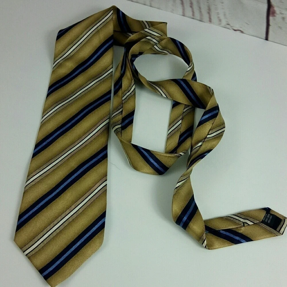 Croft & Barrow Gold Blue Neck Tie 4x66.5